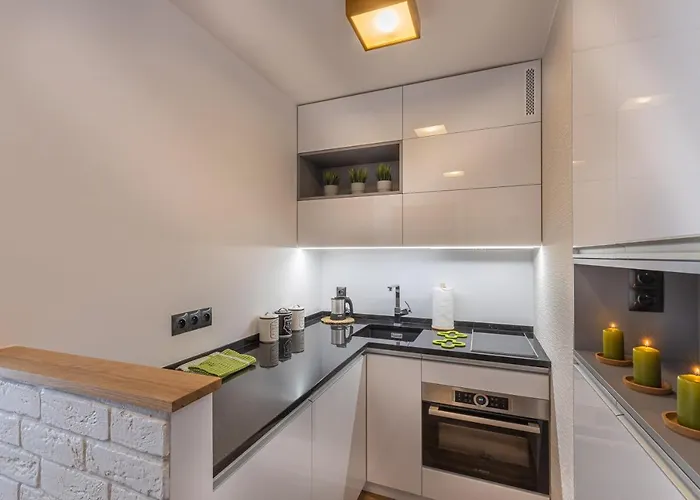 Strict Center - Metro,free Parking Apartment *